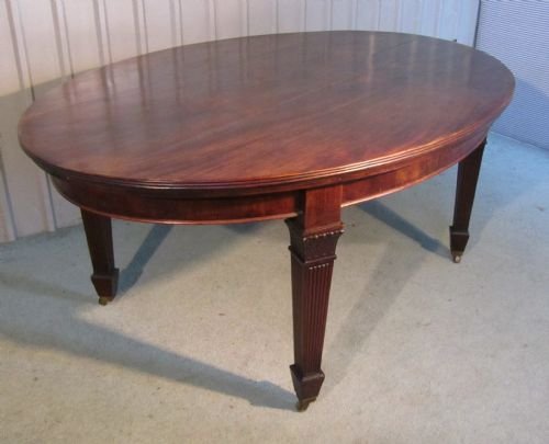 victorian oval mahogany dining table