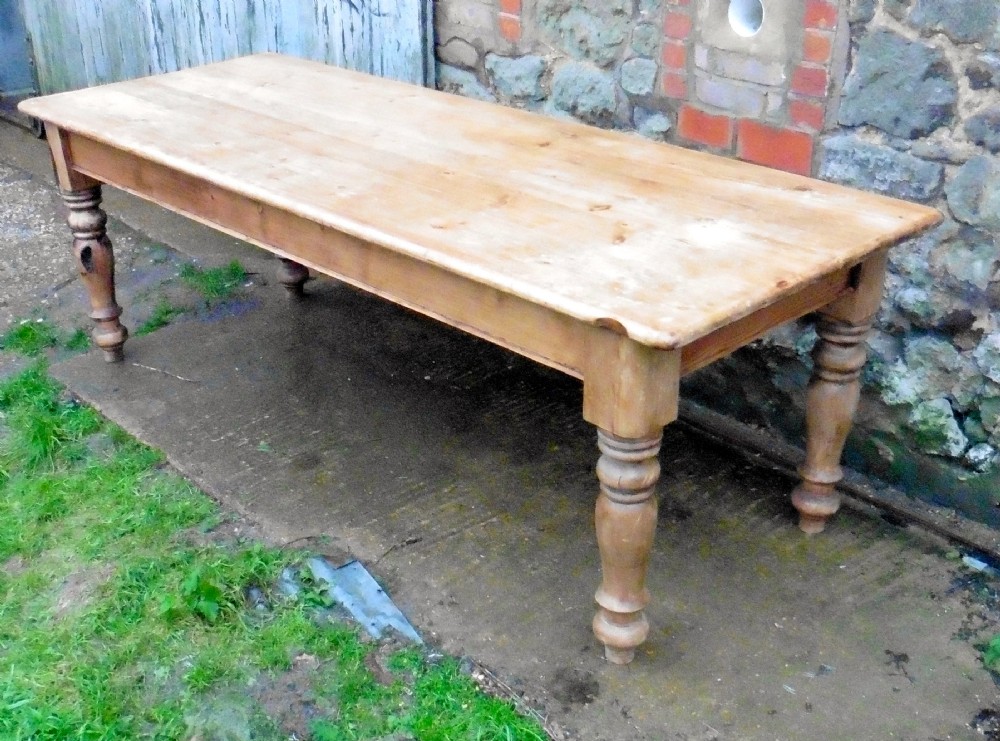 large farmhouse rustic pine table