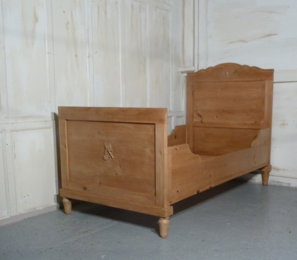 french pine single sleigh bed lit bateau