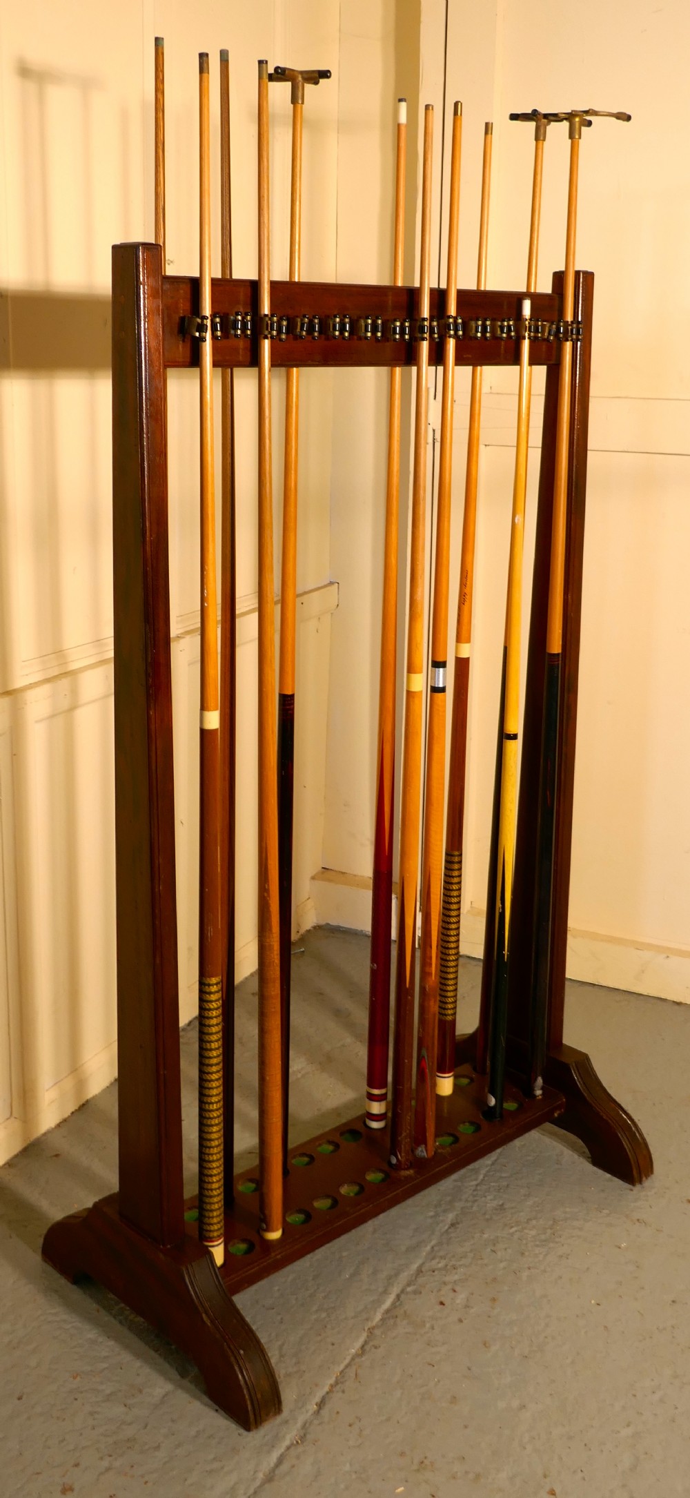 large 19th century mahogany 28 snooker cue rack and cues