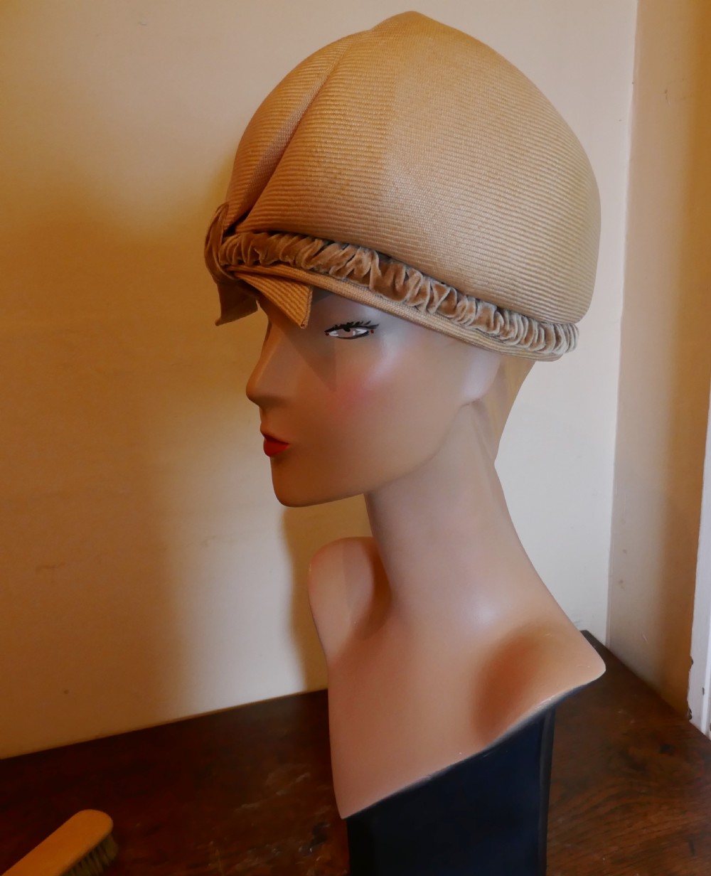 original 1960s vintage pill box style high moulded straw fabric hat with velvet trim