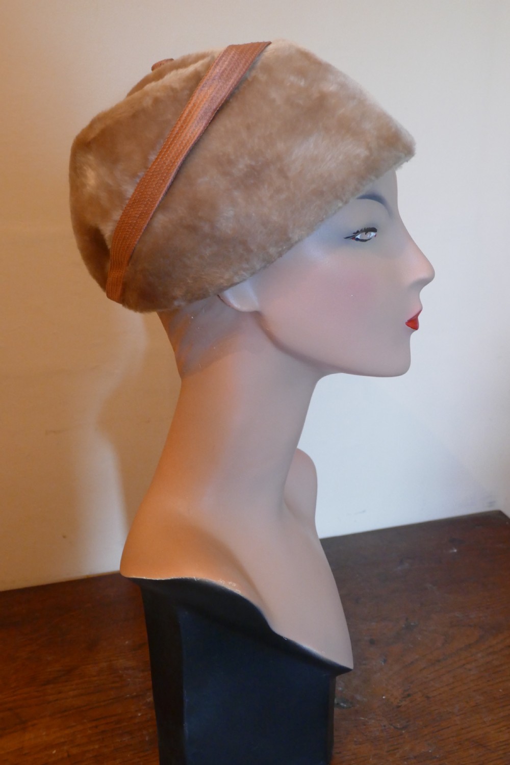 original 1950s felt fur pill box hat trimmed with satin ribbon