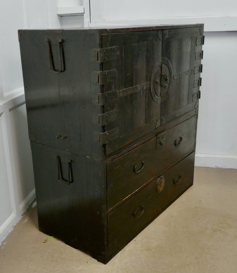 19th century japanese campaign chest