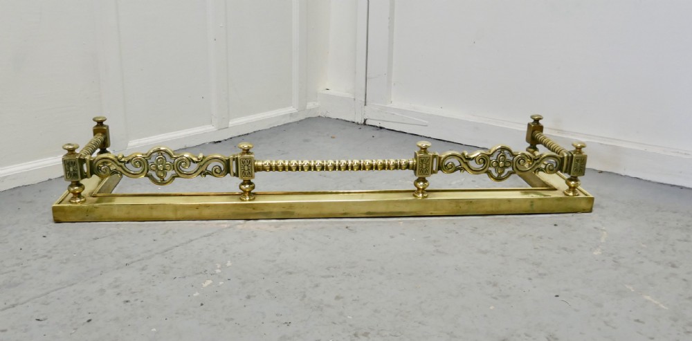 superb quality and design 19th century heavy brass fender