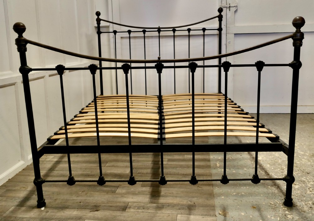 victorian style brass and iron king size 5ft double bed