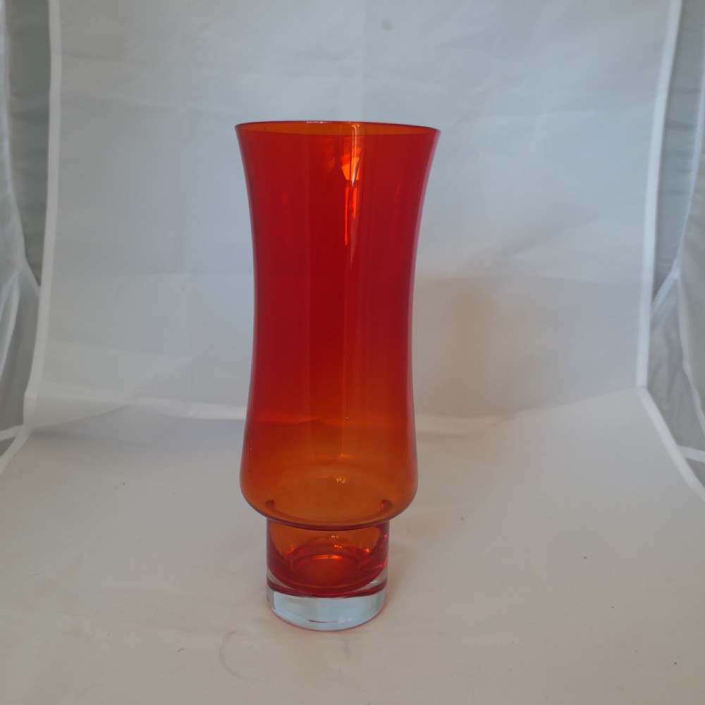 1950s red vase by tamara aladin for riihimen lasi oy